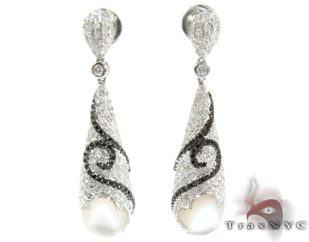 18K Gold Diamond Unique Tear Earrings 25598 Diamond Chandelier Earrings