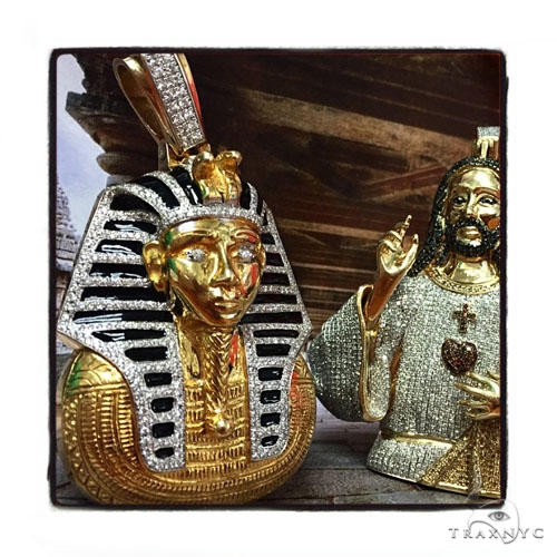 King tut on sale diamond pendant